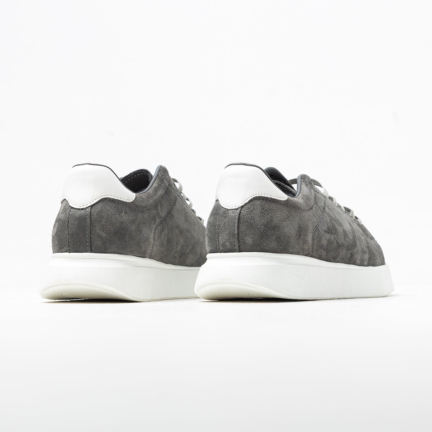 Shoes Sneakers Casual-EV-303-W26