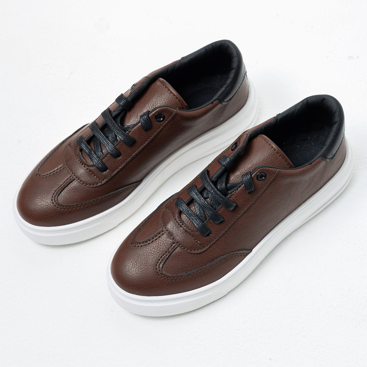 Shoes Sneakers Casual-FC-400-W25