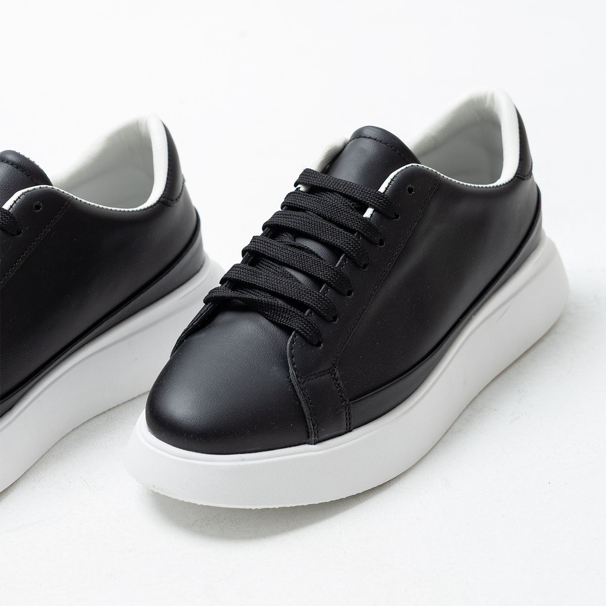 Shoes Sneakers Casual-FC-Z3-S26