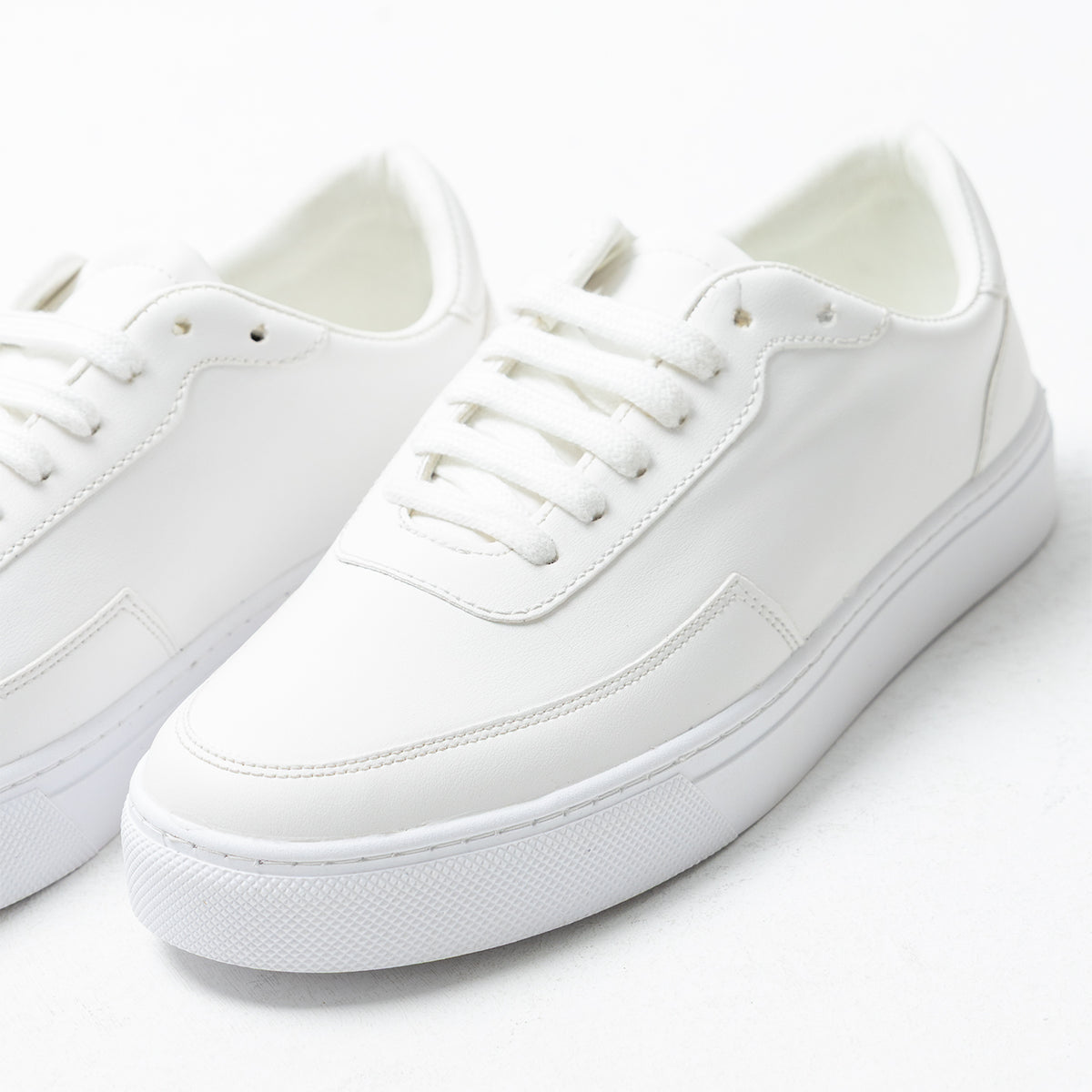 Shoes Sneakers Casual-FC-T04-S26