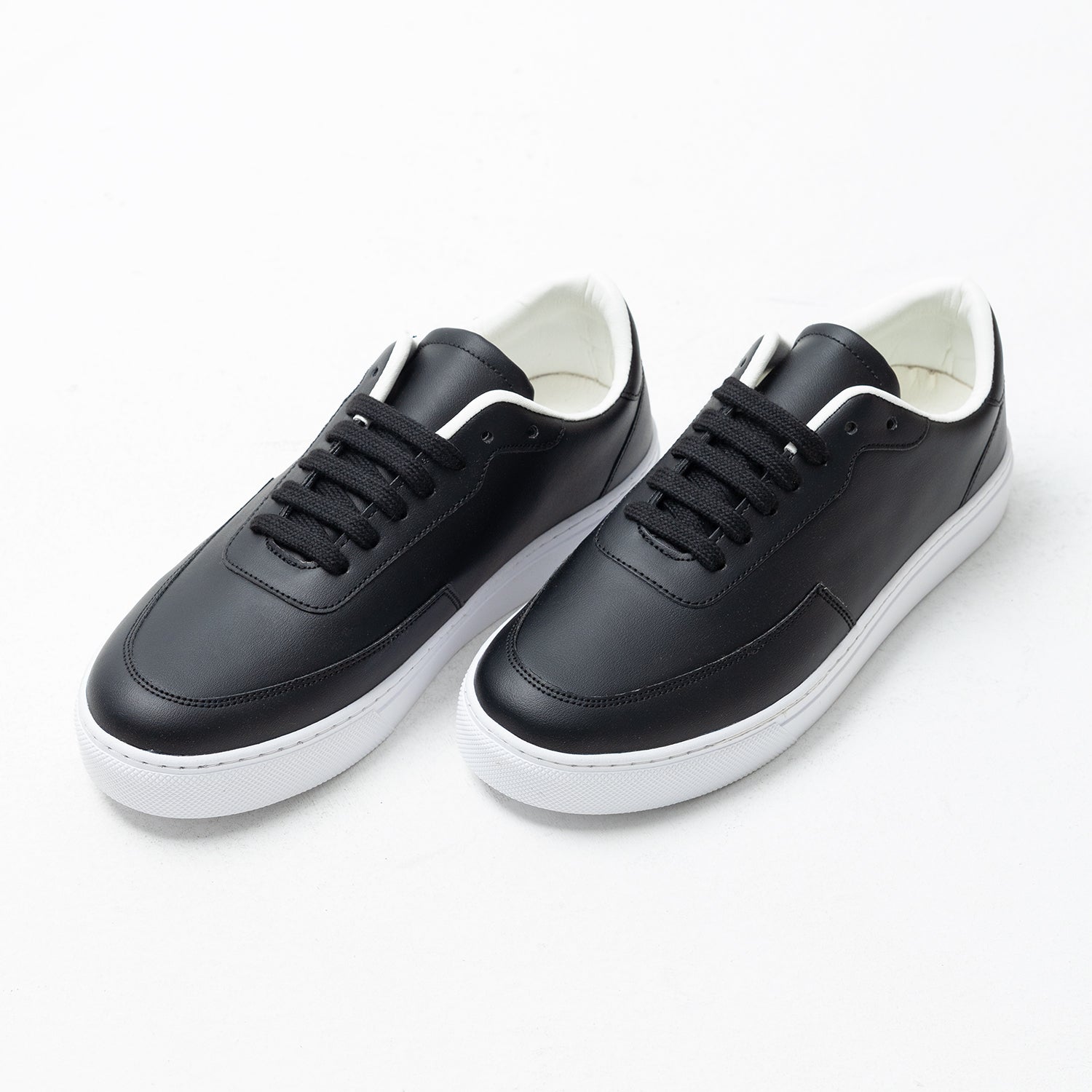 Shoes Sneakers Casual-FC-T04-S26